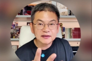苏群评论:中国男篮徒劳无功 内外线完全分离 缺乏核心球员 打法缺乏战术意识