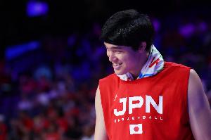 渡边雄太:近期我们一直为这场比赛努力备战,为球队感到自豪