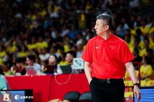 媒体人:有人称“中国篮球难以应对复杂局面” 此言似乎颇有道理