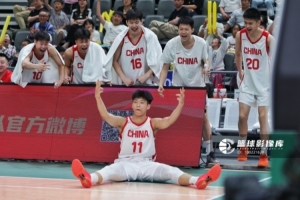 小李广高效得分,张淳智10投8中贡献24分,三分球7中6独占鳌头