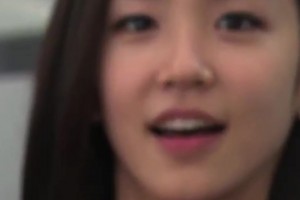 变熟女了笑容还是那么甜