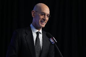 NBA官方宣布:本年度夏季联赛将试用配备传感器的智能篮球