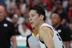 河村勇辉加入步行者队训练，未受影响，日本队仍胜我国